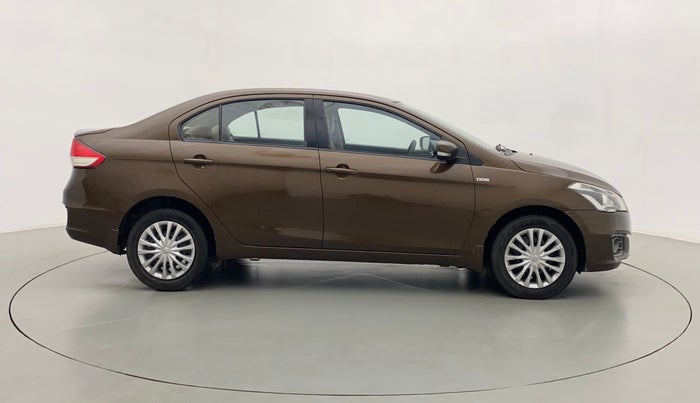 2015 Maruti Ciaz VDI SHVS, Diesel, Manual, 1,14,701 km, Right Side