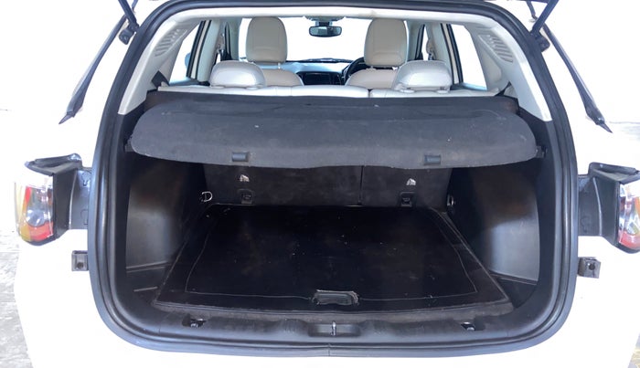 2019 Jeep Compass LIMITED PLUS PETROL AT, Petrol, Automatic, 70,805 km, Boot Inside