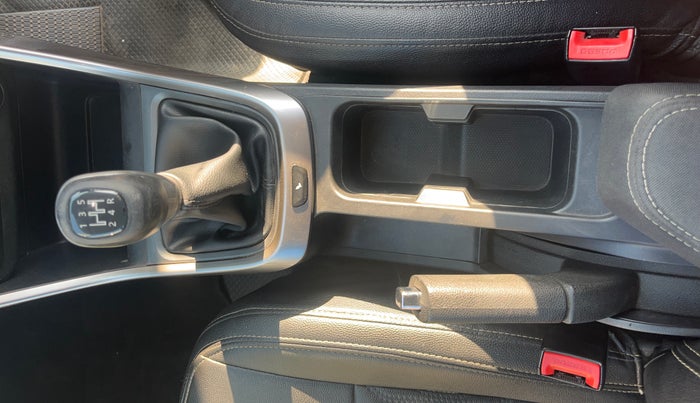 2021 Tata ALTROZ XZ PETROL, Petrol, Manual, 50,067 km, Gear Lever