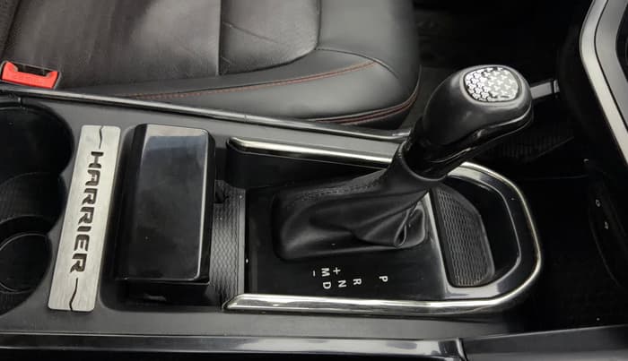 2021 Tata Harrier XTA 2.0L KRYOTEC PLUS, Diesel, Automatic, 66,954 km, Gear Lever