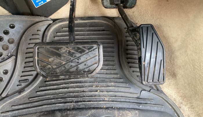 2018 Maruti Dzire VXI AMT, Petrol, Automatic, 43,742 km, Pedals