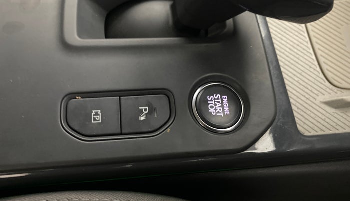 2025 KIA SYROS HTX Plus (O) 1.0 Turbo 7DCT, Petrol, Automatic, 9,684 km, Keyless Start/ Stop Button