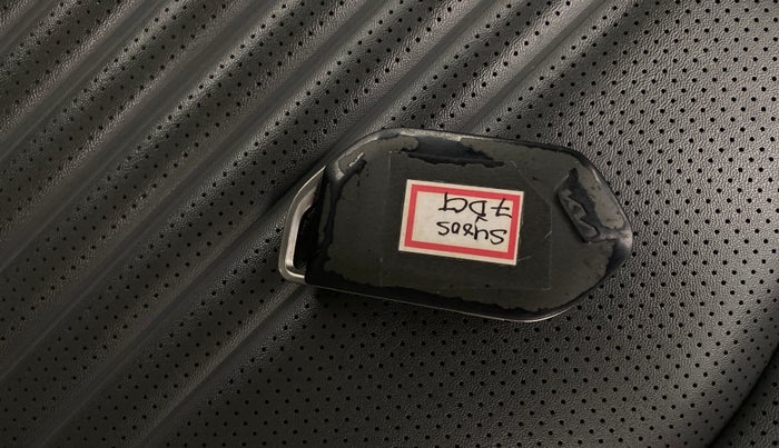 2025 KIA SYROS HTX Plus (O) 1.0 Turbo 7DCT, Petrol, Automatic, 9,684 km, Key Close Up