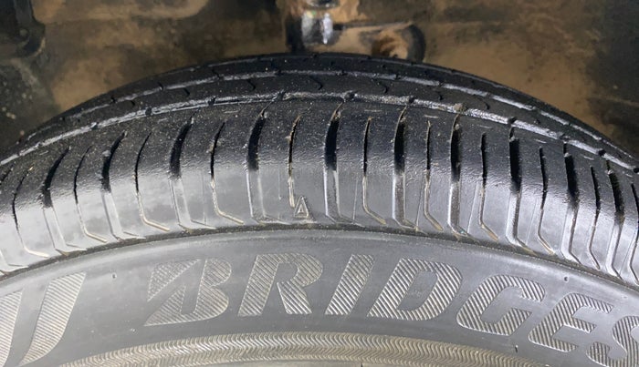 2013 Maruti A Star VXI, Petrol, Manual, 90,015 km, Left Front Tyre Tread