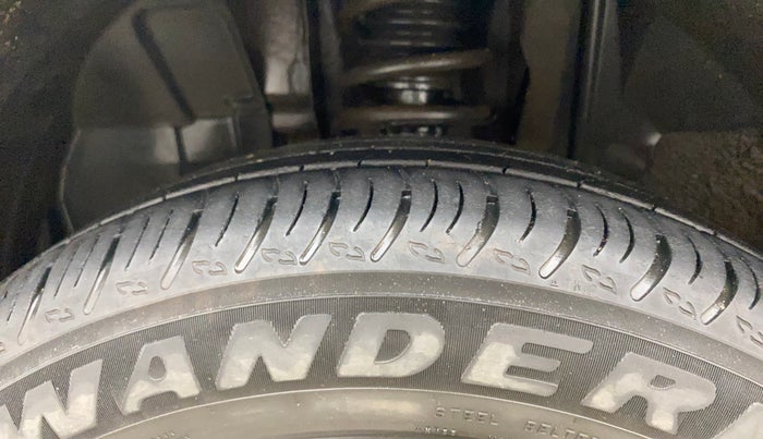 2022 Nissan MAGNITE XV MT, Petrol, Manual, 40,792 km, Left Front Tyre Tread