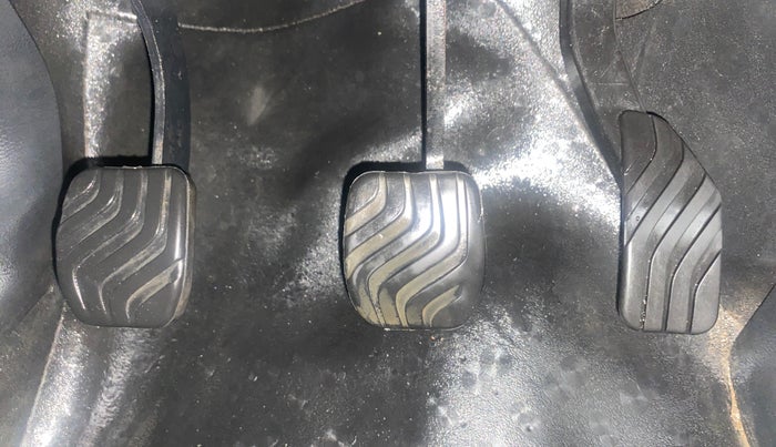 2022 Nissan MAGNITE XV MT, Petrol, Manual, 40,792 km, Pedals