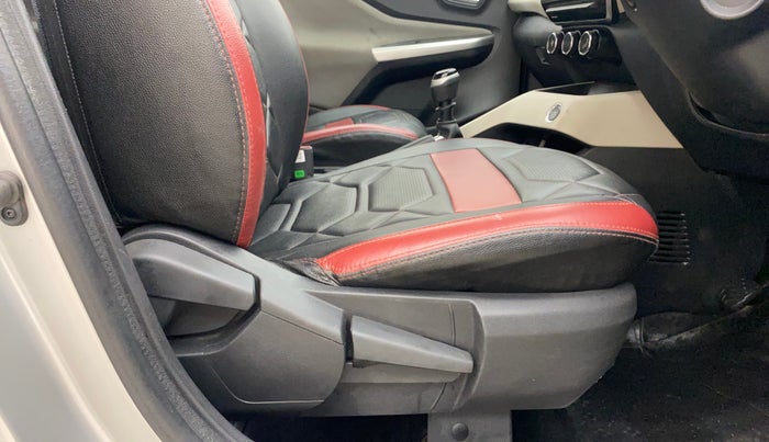 2022 Nissan MAGNITE XV MT, Petrol, Manual, 40,792 km, Driver Side Adjustment Panel