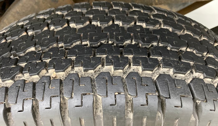 2013 Mahindra Thar CRDE 4X4 BS IV, Diesel, Manual, 71,542 km, Left Rear Tyre Tread