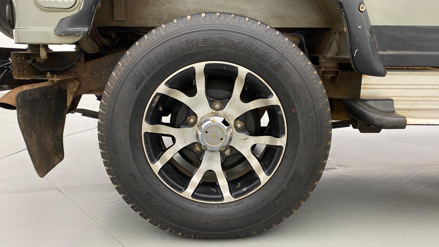 2013 Mahindra Thar CRDE 4X4 BS IV, Diesel, Manual, 71,542 km, Right Rear Wheel