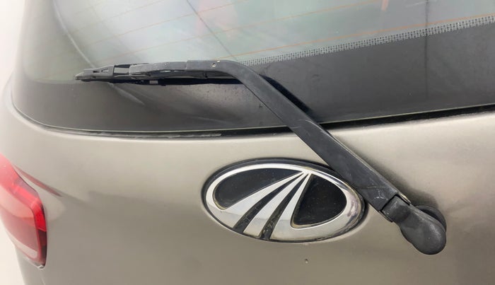 2016 Mahindra Kuv100 K8 D 6 STR, Diesel, Manual, 61,314 km, Rear Wiper