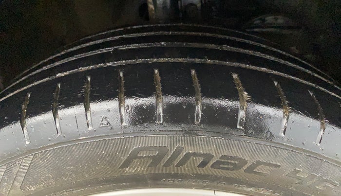 2018 Maruti Baleno ZETA PETROL 1.2, Petrol, Manual, 71,690 km, Right Front Tyre Tread