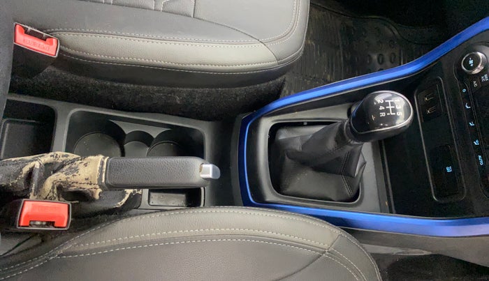 2018 Ford Ecosport TITANIUM 1.5L SIGNATURE EDITION (SUNROOF) PETROL, CNG, Manual, 47,062 km, Gear Lever