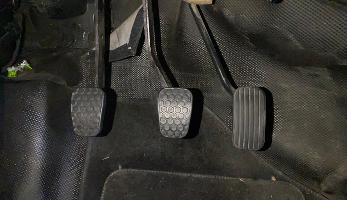 2020 Tata Tiago XE PETROL, Petrol, Manual, 26,908 km, Pedals