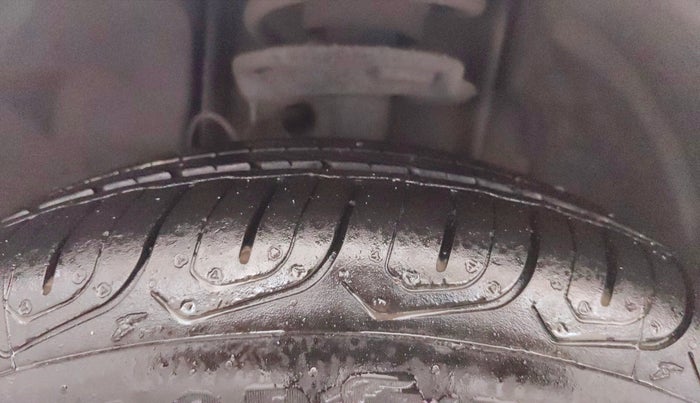 2022 Tata Tiago XZ PLUS CNG, CNG, Manual, 47,300 km, Left Front Tyre Tread