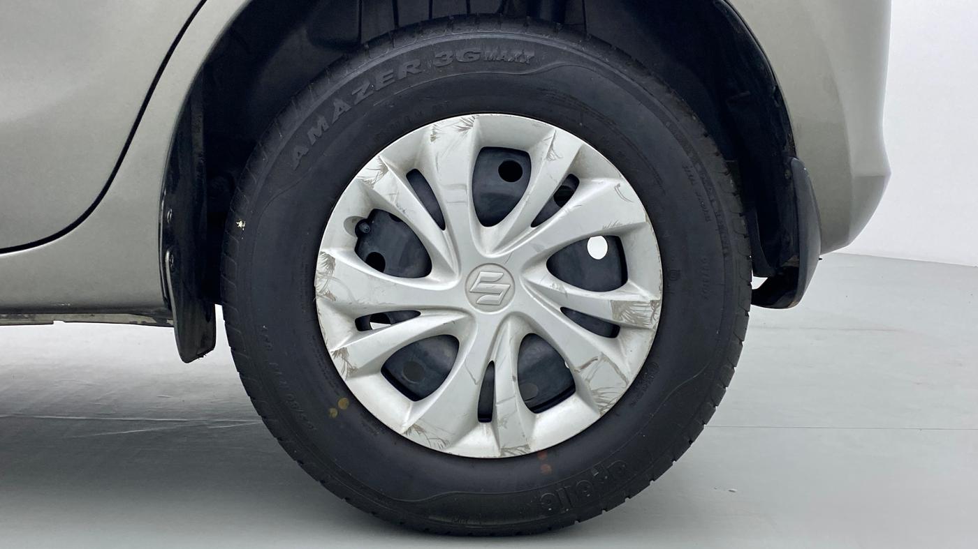 2019 Maruti Swift VXI D, Petrol, Manual, 17,038 km, Left Rear Wheel
