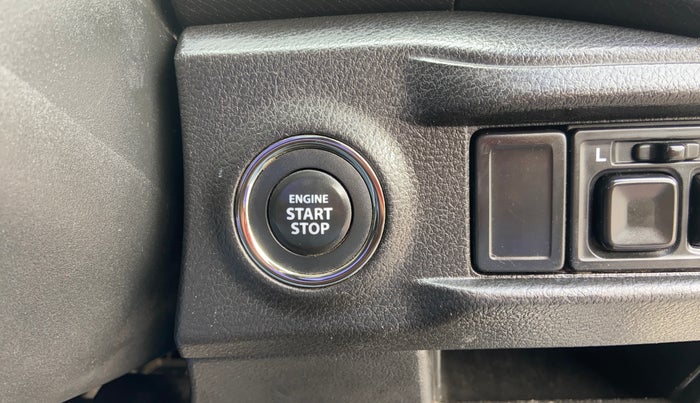 2018 Maruti Vitara Brezza ZDI PLUS AMT, Diesel, Automatic, 1,37,417 km, Keyless Start/ Stop Button