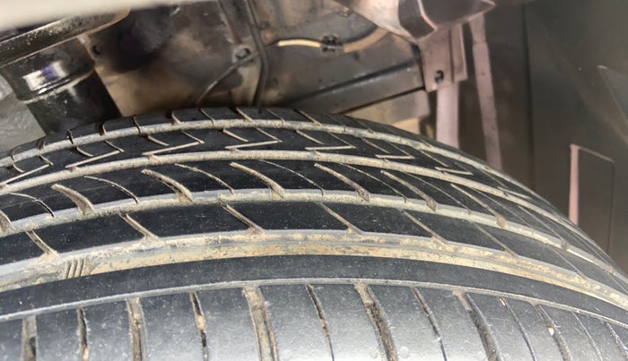 2018 Maruti Vitara Brezza ZDI PLUS AMT, Diesel, Automatic, 1,37,417 km, Right Front Tyre Tread