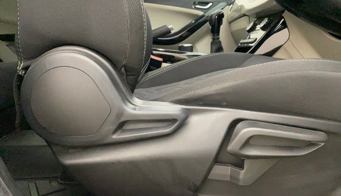 2022 Tata NEXON XZ PLUS PETROL, Petrol, Manual, 25,505 km, Driver Side Adjustment Panel