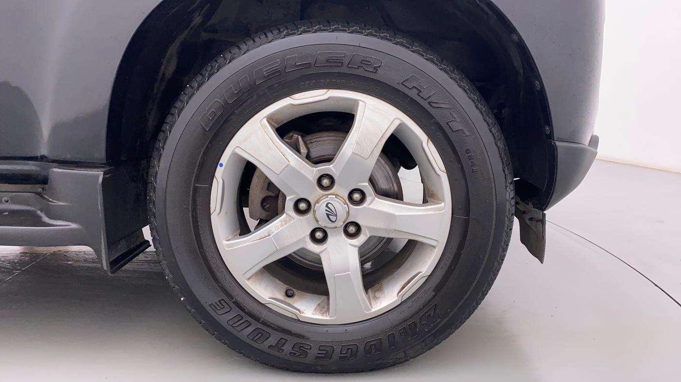 2021 Mahindra Scorpio S11, Diesel, Manual, 44,219 km, Right Front Wheel