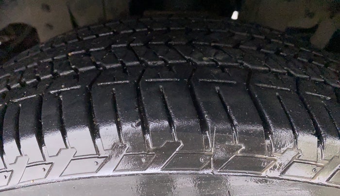 2021 Mahindra Scorpio S11, Diesel, Manual, 44,219 km, Right Front Tyre Tread