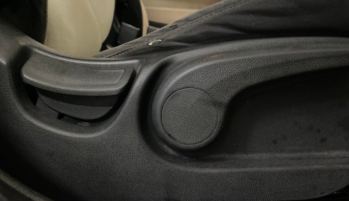 2018 Hyundai Verna 1.6 VTVT SX, Petrol, Manual, 48,551 km, Driver Side Adjustment Panel