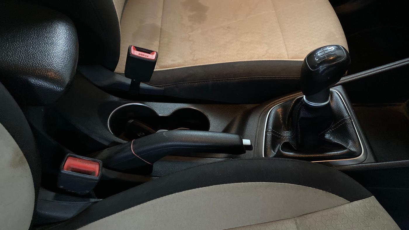 2018 Hyundai Verna 1.6 VTVT SX, Petrol, Manual, 48,461 km, Gear Lever