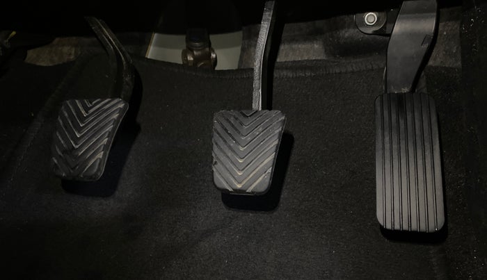 2018 Hyundai Verna 1.6 VTVT SX, Petrol, Manual, 48,551 km, Pedals