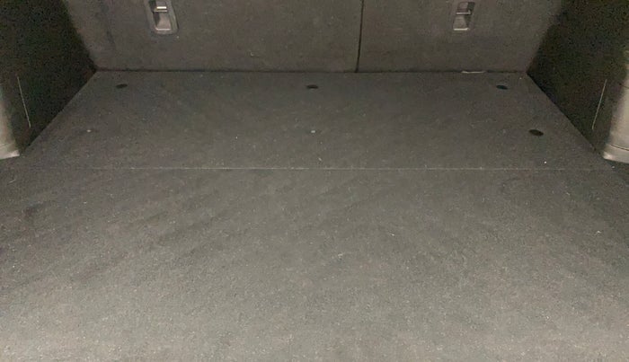 2022 Toyota URBAN CRUISER HYRYDER G HYBRID, Hybrid, Automatic, 49,186 km, Boot Inside