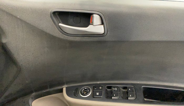 2014 Hyundai Xcent S 1.2, Petrol, Manual, 81,508 km, Driver Side Door Panels Control