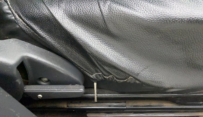 2018 Maruti Alto 800 LXI CNG, CNG, Manual, 69,913 km, Driver Side Adjustment Panel