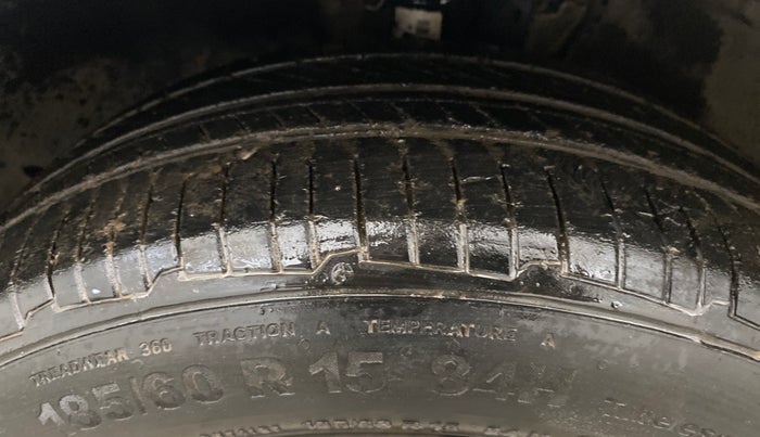 2012 Volkswagen Polo COMFORTLINE 1.2L PETROL, Petrol, Manual, 96,881 km, Left Front Tyre Tread