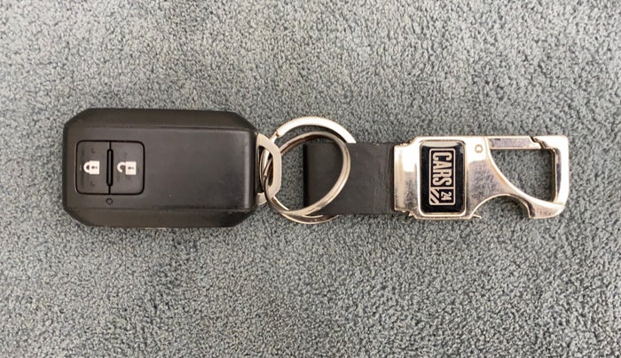 2018 Maruti Swift ZXI PLUS, Petrol, Manual, 44,956 km, Key Close Up