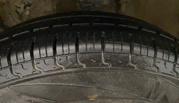2019 Maruti Alto 800 VXI, Petrol, Manual, 78,945 km, Left Front Tyre Tread