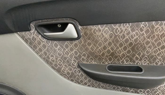 2019 Maruti Alto 800 VXI, Petrol, Manual, 78,945 km, Driver Side Door Panels Control