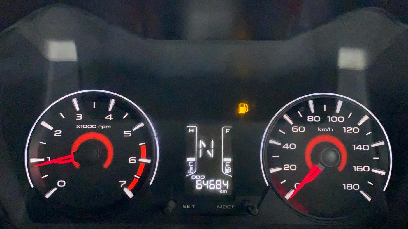 2018 Mahindra KUV 100 NXT K6+ 6 STR, CNG, Manual, 64,737 km, Odometer Image