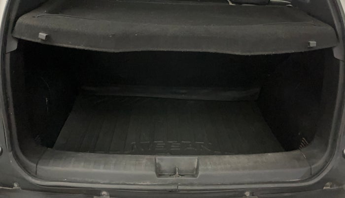 2021 Nissan MAGNITE XL, Petrol, Manual, 36,175 km, Boot Inside