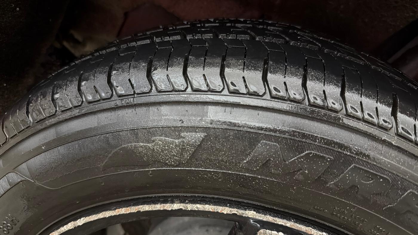 2017 Maruti Baleno DELTA PETROL 1.2, Petrol, Manual, 46,925 km, Left Rear Tyre Tread