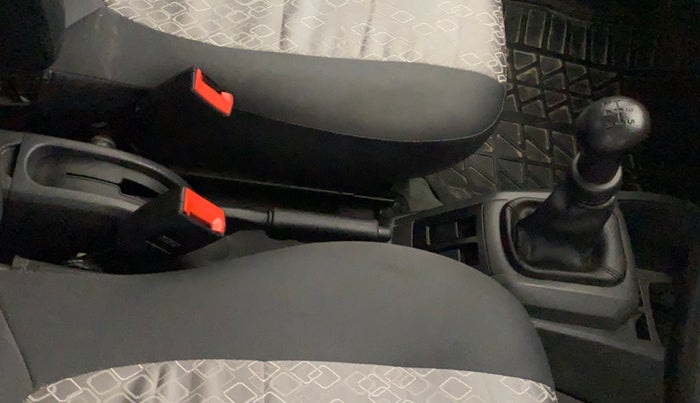 2018 Maruti Alto 800 LXI, Petrol, Manual, 82,119 km, Gear Lever