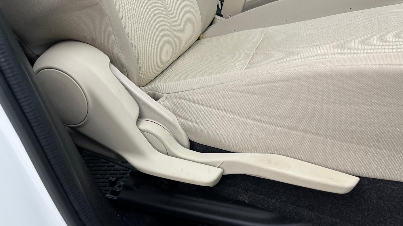 2025 Maruti Dzire VXI AMT, Petrol, Automatic, 25,150 km, Driver Side Adjustment Panel
