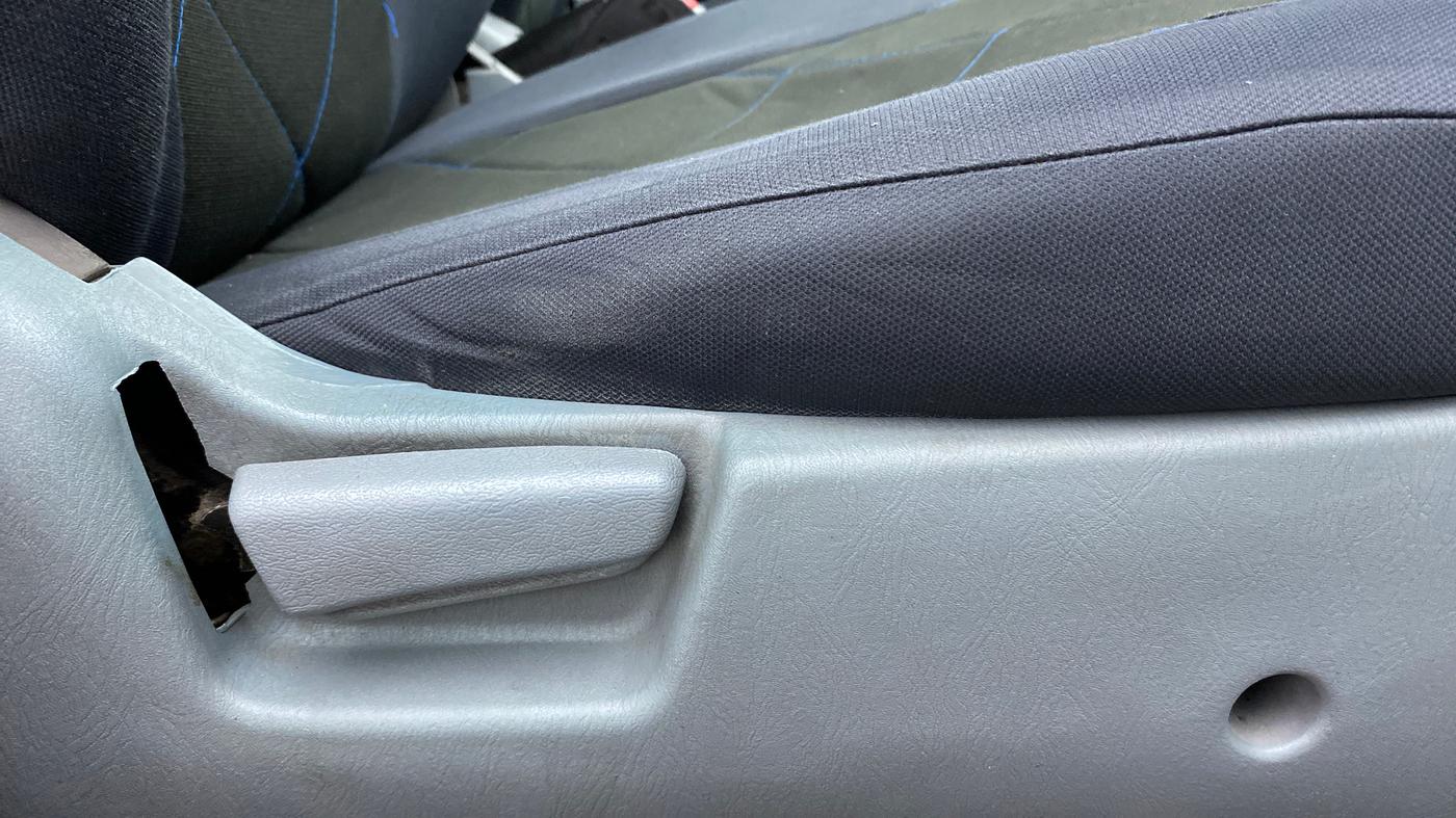 2013 Maruti Alto K10 LXI P, Petrol, Manual, 42,243 km, Driver Side Adjustment Panel