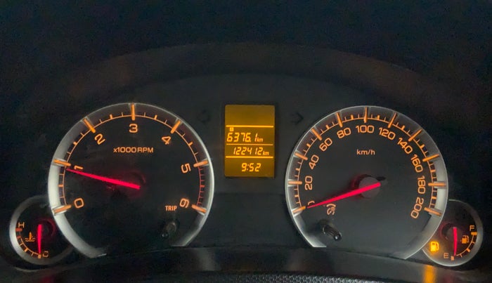 2013 Maruti Swift VDI, Diesel, Manual, 1,22,629 km, Odometer Image
