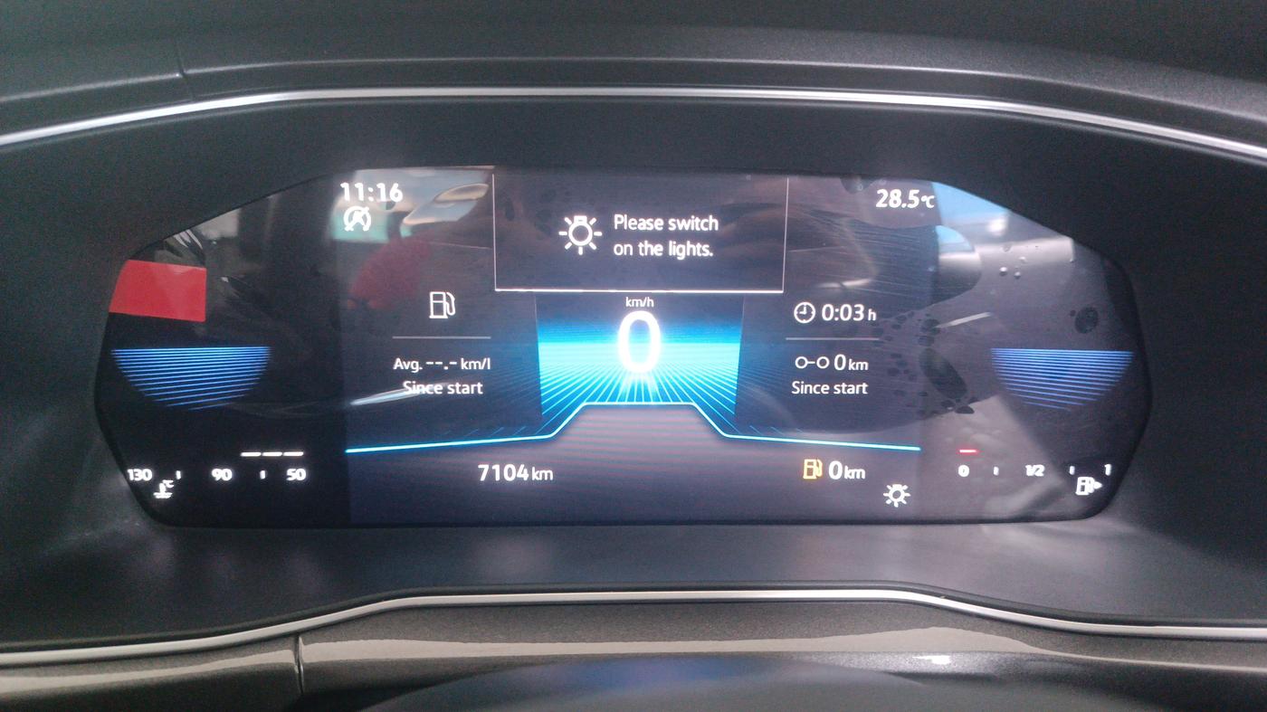 2022 Volkswagen TAIGUN TOPLINE 1.0 TSI MT, Petrol, Manual, 7,103 km, Odometer Image