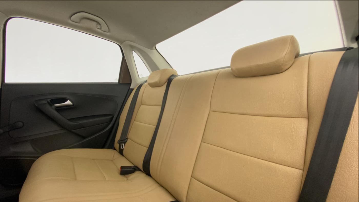 2019 Volkswagen Ameo Trendline 1.0, Petrol, Manual, 37,487 km, Right Side Rear Door Cabin