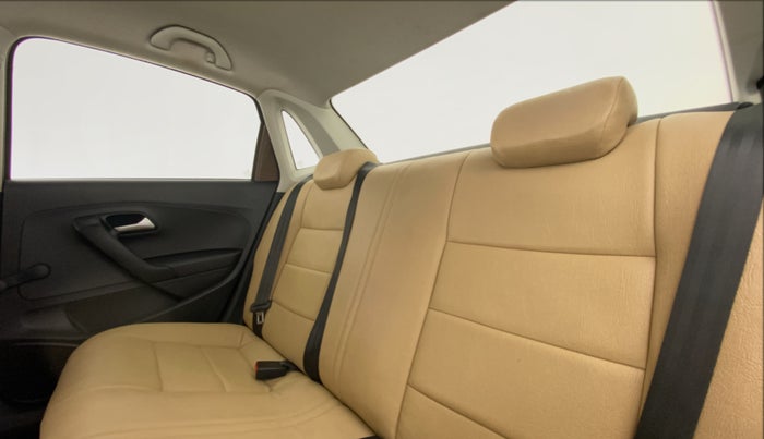 2019 Volkswagen Ameo Trendline 1.0, Petrol, Manual, 37,487 km, Right Side Rear Door Cabin