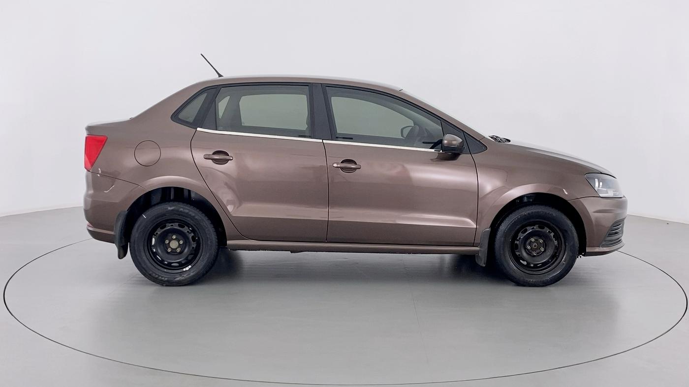 2019 Volkswagen Ameo Trendline 1.0, Petrol, Manual, 37,487 km, Right Side View