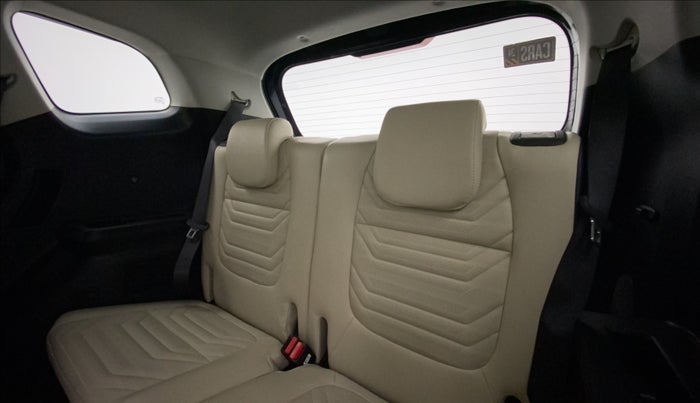 2022 KIA CARENS LUXURY PLUS 1.4 PETROL 6 STR, Petrol, Manual, 4,710 km, Third Seat Row ( optional )