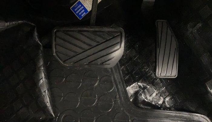 2016 Maruti Celerio ZXI AMT, Petrol, Automatic, 72,195 km, Pedals