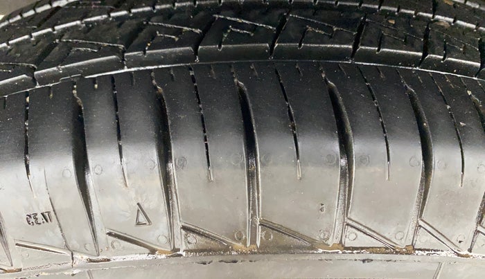 2024 Renault TRIBER RXL MT, Petrol, Manual, 5,369 km, Right Rear Tyre Tread