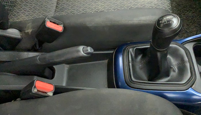 2022 Maruti IGNIS SIGMA 1.2, Petrol, Manual, 29,120 km, Gear Lever