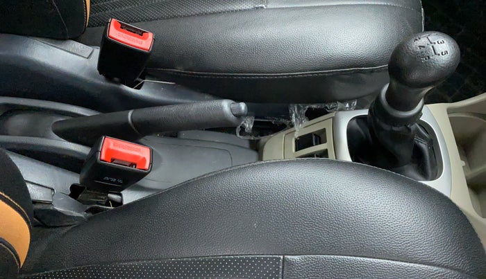 2016 Maruti Alto K10 VXI P, Petrol, Manual, 38,942 km, Gear Lever